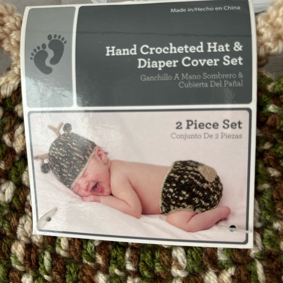 NEW HAND CROCHETED HAT & DIAPER COVER SET - Picture 2 of 6